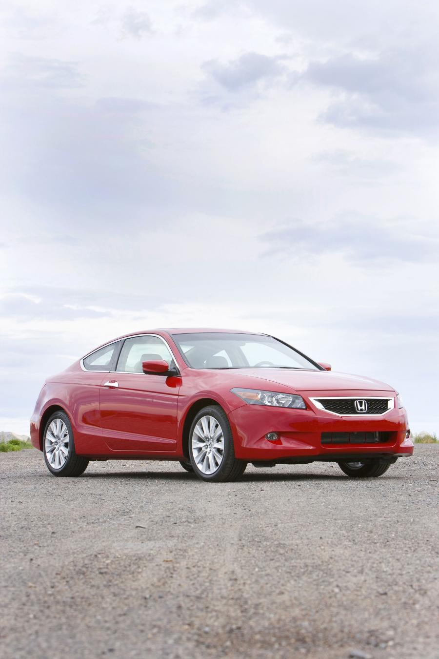  Honda Accord Coupe 2008 года  (US) (фото 15 из 39)